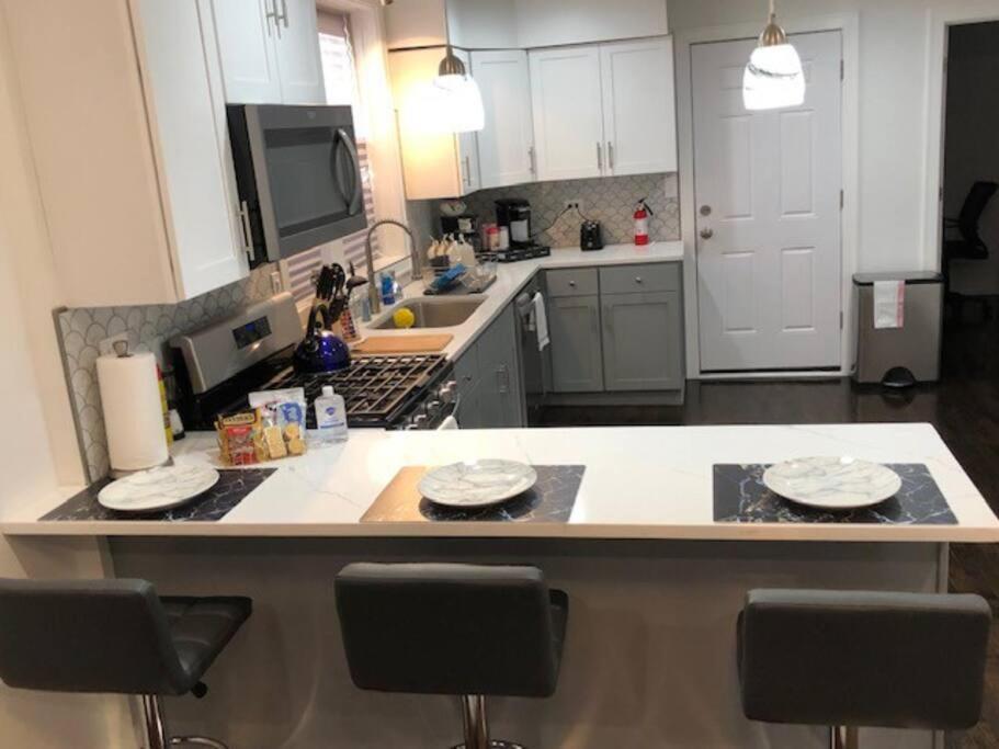 The Blue Golden Luxury Modern 3- Bedroom Apartment In ชิคาโก ภายนอก รูปภาพ