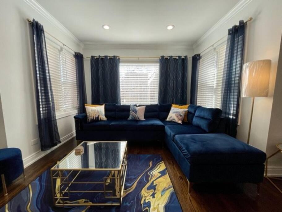 The Blue Golden Luxury Modern 3- Bedroom Apartment In ชิคาโก ภายนอก รูปภาพ